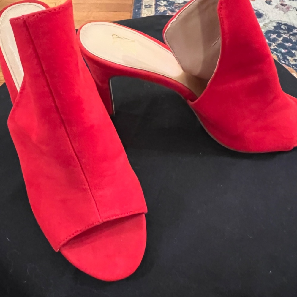 Shoes Red - Picture 2 of 5